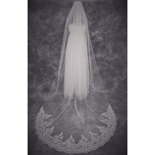 White/ivory lace bridal veil, single layer lace veil, cathedral wedding veil, with comb