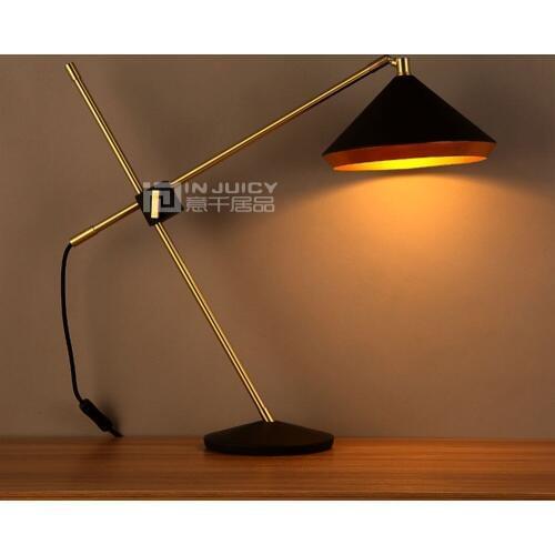 Retro E27 LED Iron Bedroom Adjustable Eyesafe Table Desk Lamp Light Coffee Shop Decor Black/White