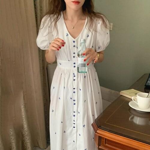 Summer New Fashion Korean Temperament Vestidos Female V-neck Chic Button Embroidery Flowers Waist Puff Sleeve Midi Dress DK1224