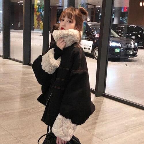 Women New 2021 Autumn Winter Faux Fur Coat Oversized Female Jacket Thicken Warm Coats Ladies Fashion Casual Padded Parka C562