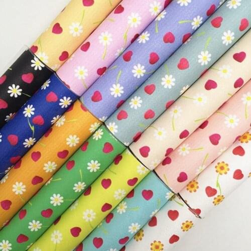 Onefly Wholesales Dropshipping Leather Supplier Daisy Hearts Printed Synthetic Faux Vinyl Leather Fabric Sheet For Bow DIY FZ085