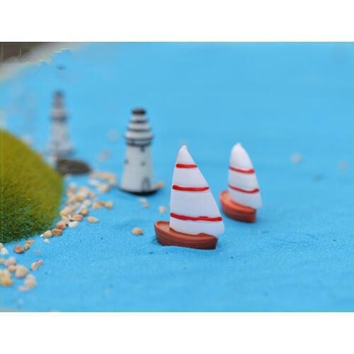 10pcs/lot Miniature Resins Figurines Artificial sailboat boat Resin Diy Craft Micro Landscape Moss Terrarium Orn KS 023
