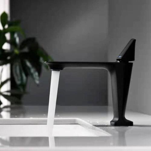 Full-copper black paint basin faucet Nordic simple and convenient cold and hot household basin faucet
