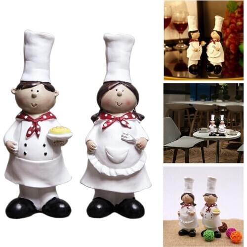 1 Pair of Creative Boy Girl Chef Decoration Home Decoration Resin Crafts Wine Cabinet Window Restaurant Bakery Decoration