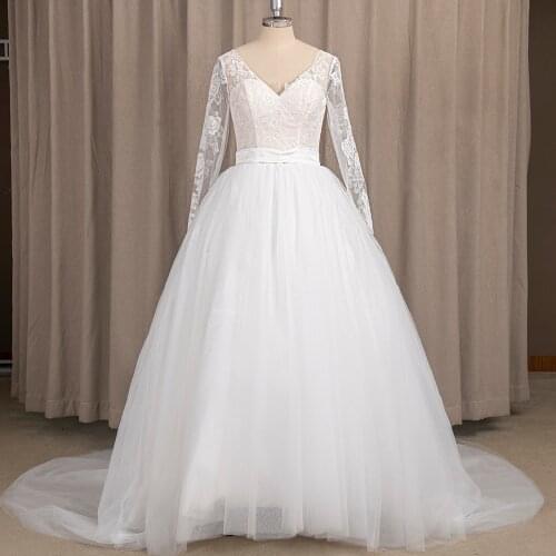 Real Photo Long Sleeves Lace V Neck Wedding Ball Gowns Lace Up Luxury Fluffy Tulle Princess Bridal Gown Large Sizes Custom Made