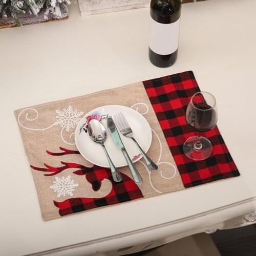 Christmas Embroidery Elk Table Mat Gingham Non-slip Cup Mat Heat Insulation Table Mat Coaster Christmas Decorate