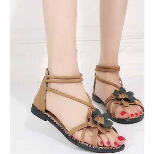 With summer flat Sandals bag and 2019 new student gladiator sandals Sandals flower toe sandals