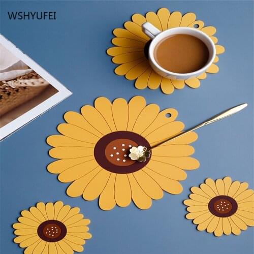 Dining table heat insulation table mat Nordic household pot mat has heat resistance, scald resistance and heat resistance