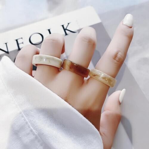 Night Club Bar Romantic Hip Hop Punk Rings Resin Acrylic Transparent Finger Ring for Women Christmas Jewelry