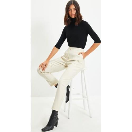 Trendyol Women's Straight Trousers