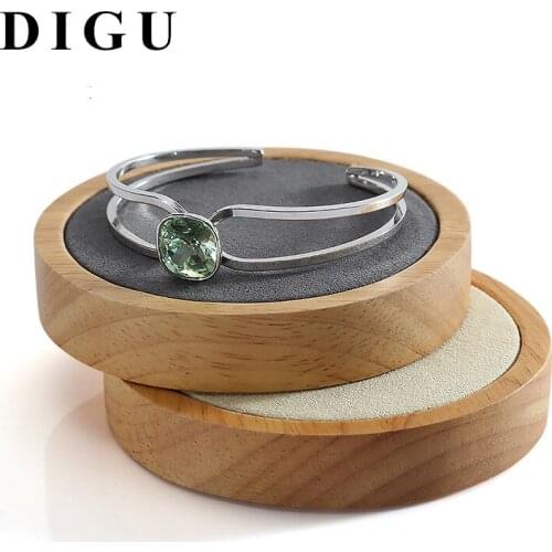 Round Microfiber Solid Wood Jewelry Bracelet Bracelet Display Props Jewelry Ring Holder Display Stand Ring Stand
