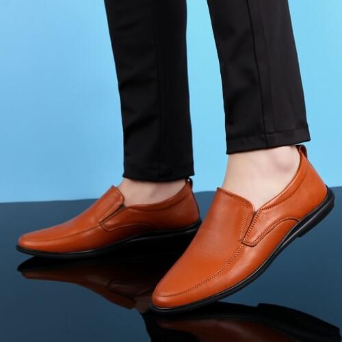 New Mens Loafers Genuine Leather Shoes Soft Comfy Man Driving Shoes Sneakers Male Casual Slip-on Shoes British Style Footwear