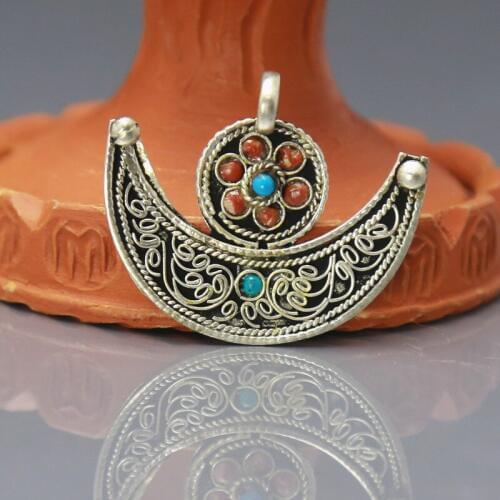 Nepal Tibetan Handmade Copper Sun Moon Amulet Pendants Tibet Totems Amulets TBP202