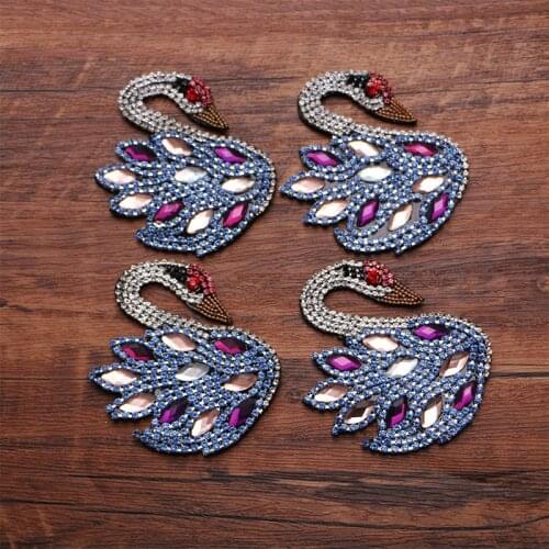 Handmade Beaded Swan Rhinestone A-brick icon embroidered applique patches for kawaii clothes DIY Iron on badges on a backpack