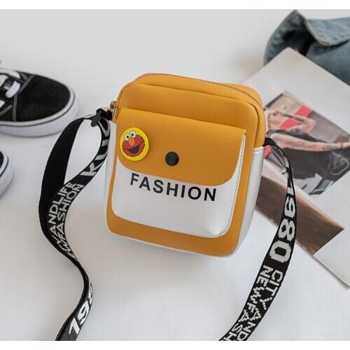 2020 New Hip-hop Handbags Summer Mini Mobile Phone Bag Fun Badge Shoulder Messenger Bag Korean Version Of The New Fashion Bag