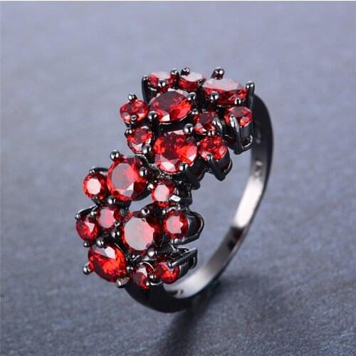 Charm Female Small Red Round Stone Ring Vintage Black Gold Engagement Rings For Women Promise Love Wedding Band Ring