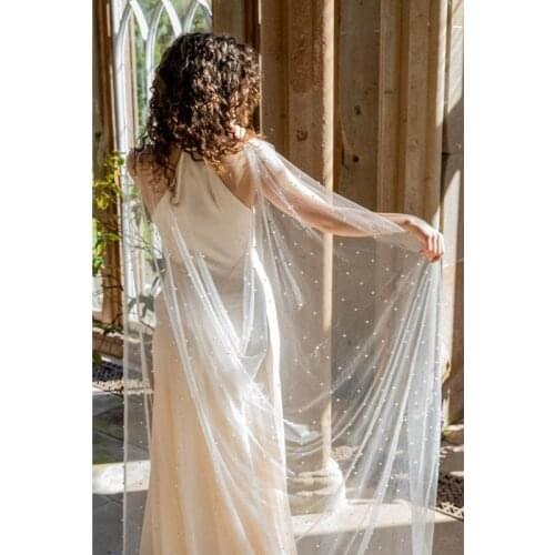 New Arrive Bridal Wraps Cape Veils Pearls Tulle Shrugs for Brides 3 Metres Cathedral Long White Ivory Wedding Accessories