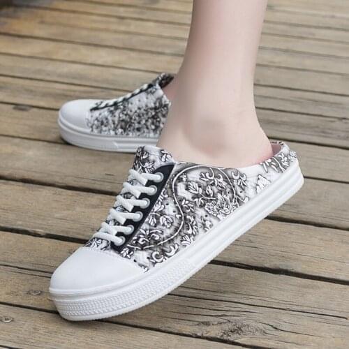 Womens Fashion Clogs Sandals Summer Breathable Flats Home Slippers Water Shoes Anti-Slip Slippers