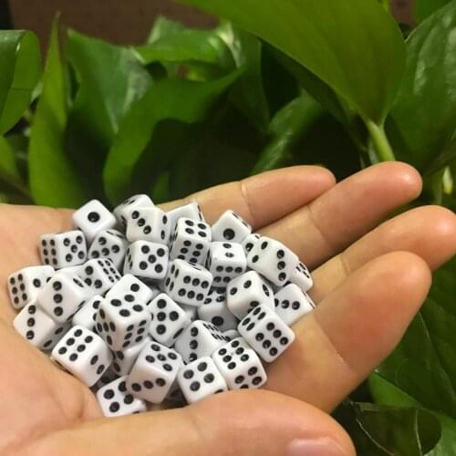 50 Pcs/Lot Dices 8mm Plastic White Gaming Dice Standard Six Sided Decider Birthday Parties Board Game Drop Shipping