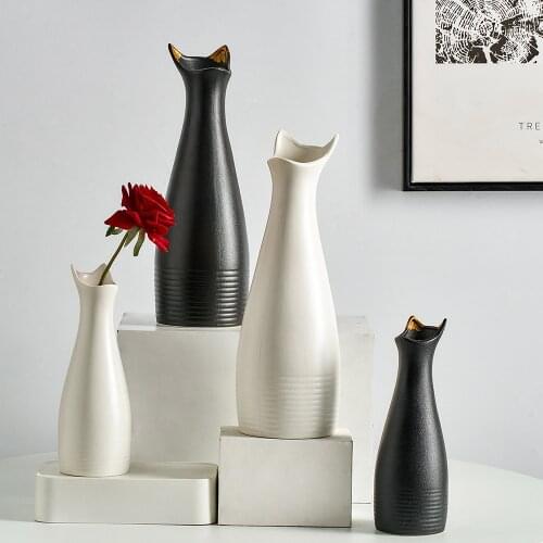 Scandinavian Interior Vase Decoration Home Creative Cat Ceramic Vase White Vase Dried Flowers for Decoration Home Decor