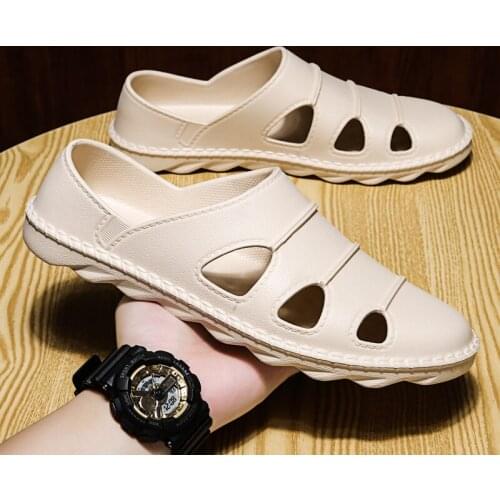 2021 New Arrivals Mens Summer Slippers Slip On Breathable Water Beach Sandals Lightweight Summer Slides For Men Plus Size 39-46