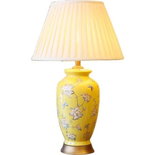 European Yellow Ceramic Table Lamp Foyer Sofa Corner Large Modern Fashion Porcelain Desk Light 74CM D57