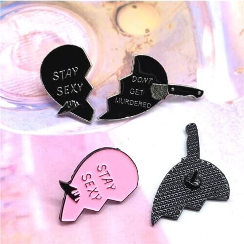 Creative pink black love knife stitching brooch fashion horror split sad badge denim clothes backpack gift accessories