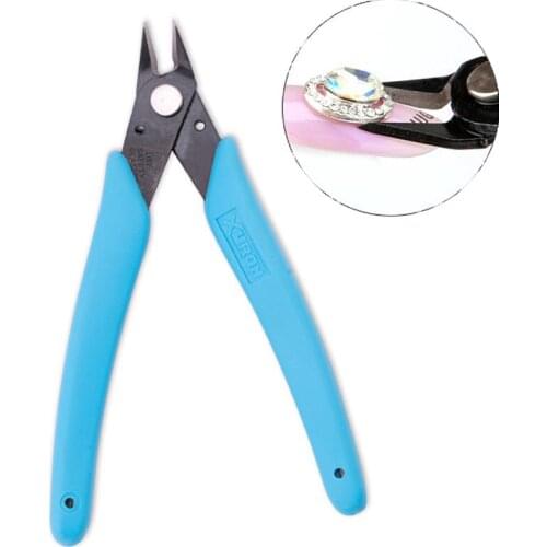 1PCS Nail Art Clipper Professional Nail Rhinestones Clipper Cutter Metal Chain Scissors Manicure Nail Jewelry Easlier Removing