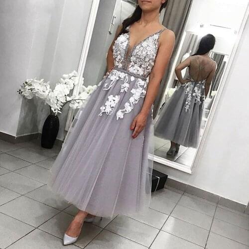 Grey V Neck Lace Applique Beading V Neck Ankle Length Prom Dress Criss Cross Sleeveless Party Gown Woman Formal Wear Plus Size