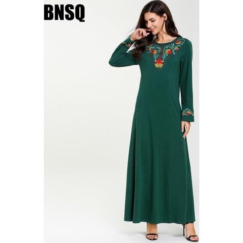 Autumn Women Cotton Long Dress Embroidery Ankle-Length Dress O-Neck Clothing Robe Kaftan Moroccan
