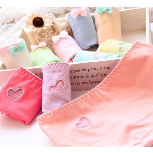 Hot 2pcs/lot Hollow Embroidery Cotton Womens Underwear Cartoon Cute Girls shorts briefs kids Comfort Panties childrens clothes