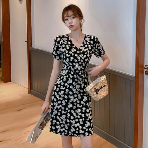 Fashion V-neck Daisy Chiffon Dress Women For Summer Floral Midi Dress Women Shorts Sleeve Women Dress Elegant Printed Dresses