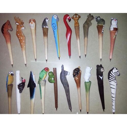 [Free shipping] Carving animal pens, wooden pens, handmade pen, Random 20 pieces