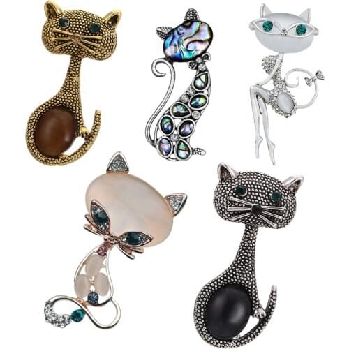 Shell Cute Black Tie Cat Brooch Smooth Artificial Opals Corsage For Women Collar Hats White Enamel Brooches Pins Girls Gifts