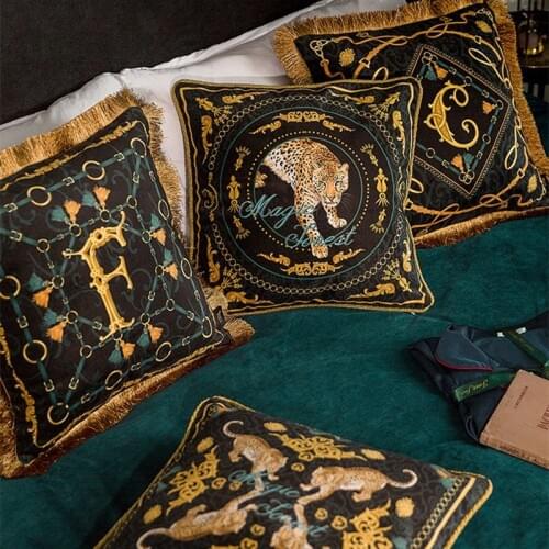 Set of 2 Europe Retro Luxury Cushion Covers Catamount Print Leopard Decorative Throw Pillow Case Cover 21Inch Ins Hot Sell