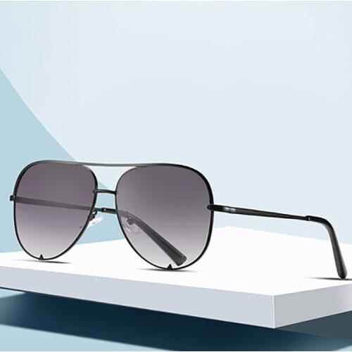 New retro sunglasses female European and American toad frame sunglasses male modern driving sunglasses