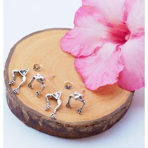 Retro Silver Fantastic Cute Two Way Frog Earrings Lover Jewelry Ear Studs Gift Summer Earrings Fashion Jewelry