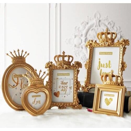 Vintage Carved Gold Crown Photo Frame Gold Resin Picture Frame Desktop 6/7 Inch Photo Frame Holder Home Wedding Decoration Craft