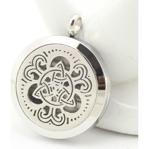 10pcs/lot 30mm Stainless Steel African Totem Essential Oil Diffuser Perfume Locket Pendant
