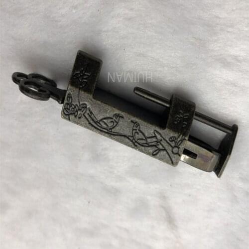 China Copper Statue Lock Metal Crafts Home Decoration