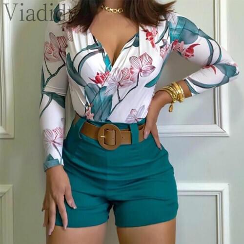 Women Deep V Neck Floral Print Long Sleeve Top and High Waist Shorts 2pcs Set No Belt