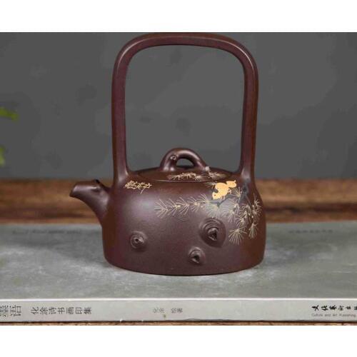 Teapots and teapots selling purple sand hand-painted teapots and teapots for daily use in Yixing Department Store