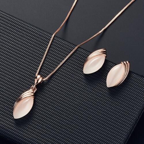 Fashion Wedding Necklace Earrings Set Decoration Womens Party Birthday Gift Accessories
