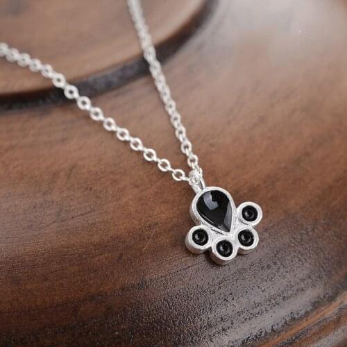 Cute Cat Claw Pendant Necklace Creative Charming Womens Clavicle Chain Fashion Wedding Jewelry Girl Gift