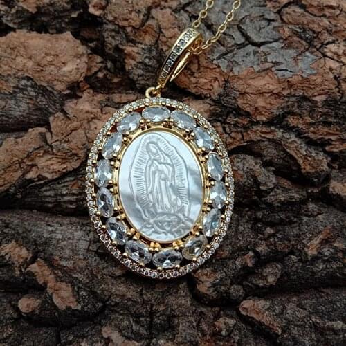 YYGEM 17.5" White Shell Virgin Mary Clear CZ Micro Pave Oval Shape Pendant Gold plated chain necklace