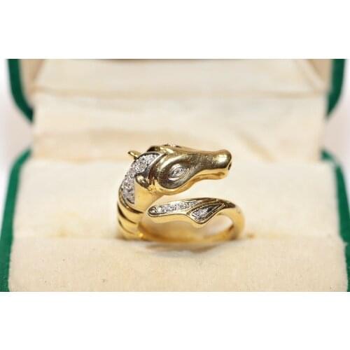 PERFECT VINTAGE 18K GOLD NATURAL DIAMOND DECORATED HORSE STYLE AMAZING RING