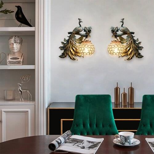 Vintage Creative Art Decor Peacock Resin Led Wall Lamp Luxury Bedroom Wall Light Living Room Indoor Decorations Wall Sconce Lamp