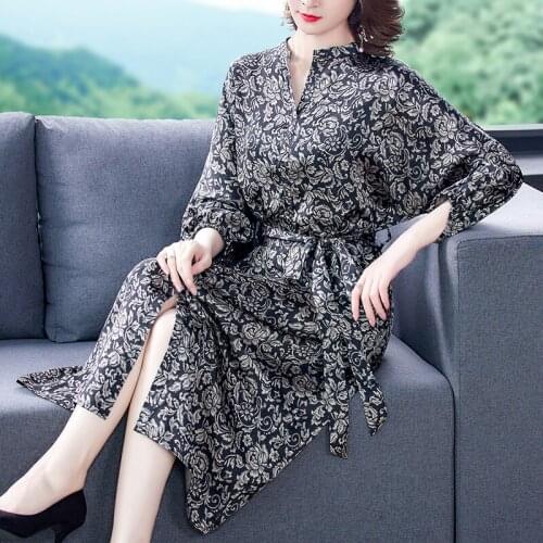 Women Vintage V Neck Dress Casual Print A-Line Party Autumn Winter Fashion Long Sleeve Mid Dress Comfortable