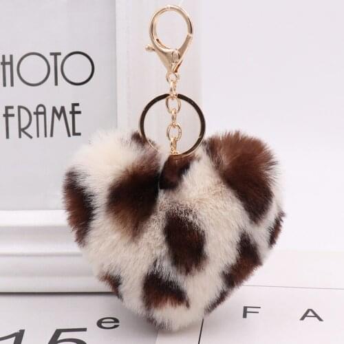 2021 Winter New Fashion Faux Rabbit Fur Leopard Print Heart Keychain for Women Soft Plush Accessories Female Backpack Pendant