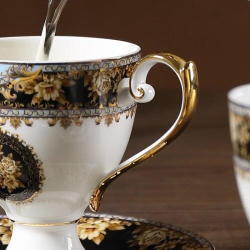 Europe Luxury Court coffee set Bone China cups and saucers Creative Porcelain coffee cup sets Afternoon tea party Wedding Gifts